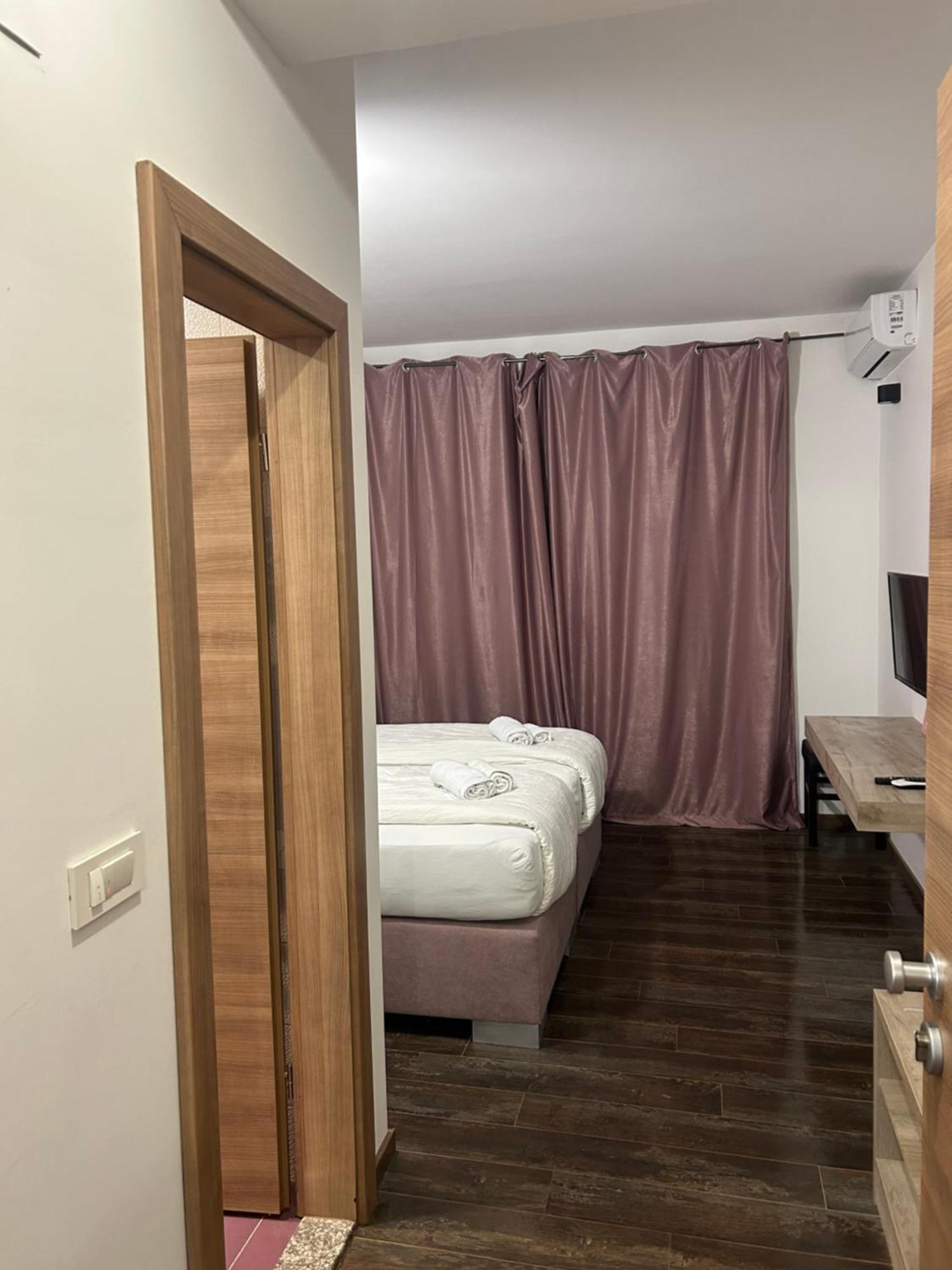 Boulevard Apartments City Center Ohrid Esterno foto